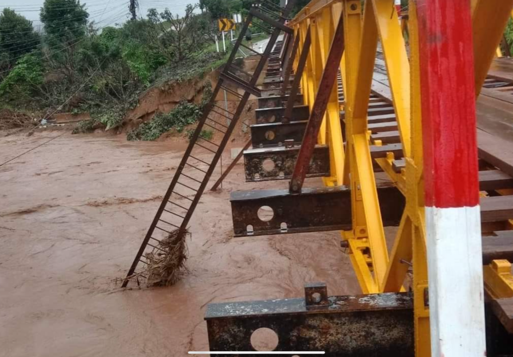 Bailey Bridge in Ban Pang Ka Closed for Repairs Following Flash Flood Damage – Chiang Rai News – Thailand News, Travel & Forum